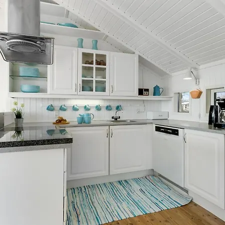2 Bedroom In بيت للعطل